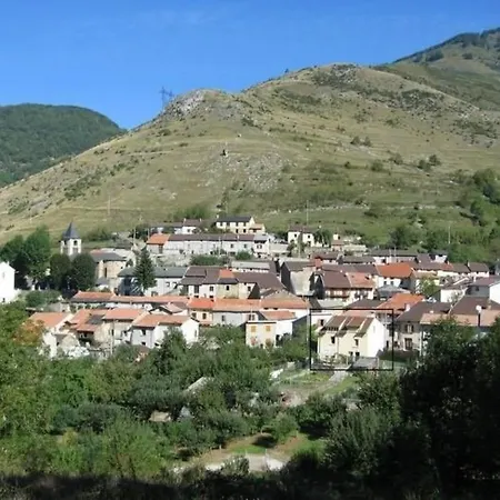 Maison Familiale En Montagne Pres D'ax Les Thermes Holiday home Caussou